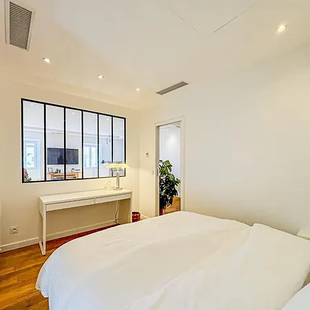 Cours Saleya - Wifi, Ac, 2pers, Apercu Mer Apartment